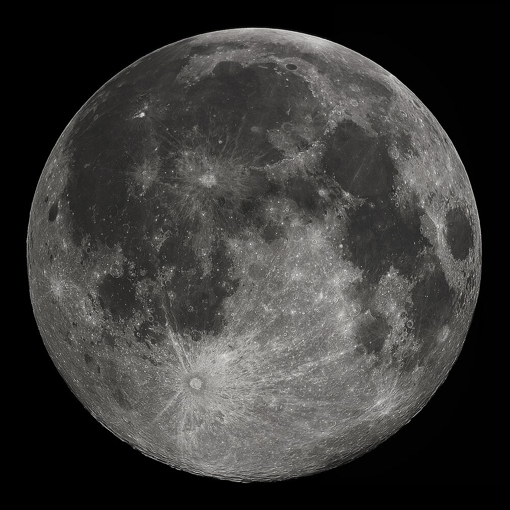 © wikipedia moon